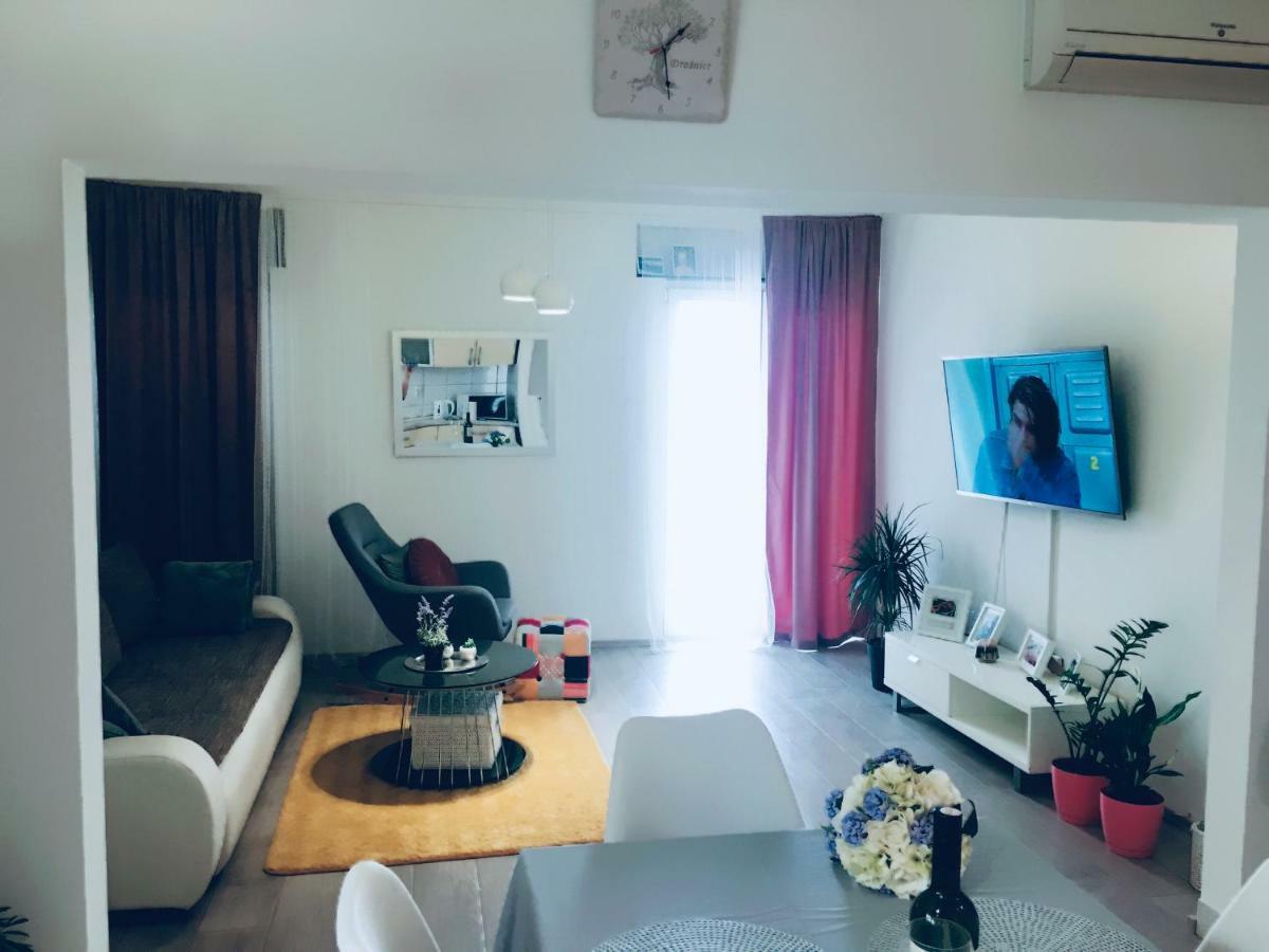 마카르스카 Apartman Grey 2 Minutes From Sea 아파트 외부 사진